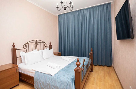 Снять номер с двумя спальными местами в гостинице в Махачкале от 4990 рублей