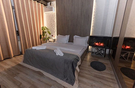Снять бюджетный номер с одной спальней в гостинице в Махачкале от 2990 рублей